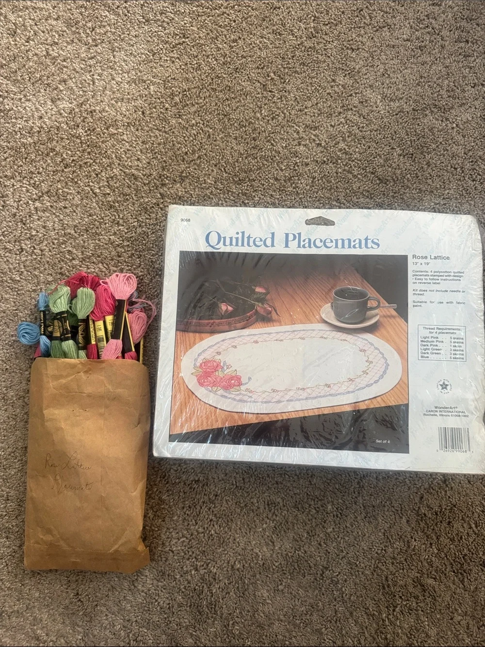 Rose Lattice place mat Set - White with Pink Accents cross stich